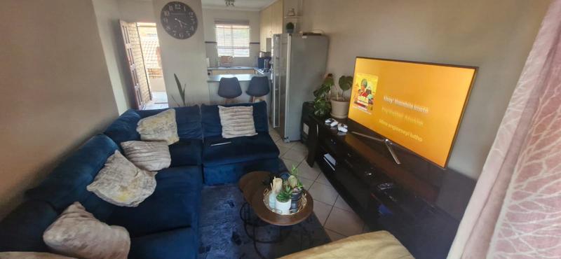 2 Bedroom Property for Sale in Monavoni Gauteng