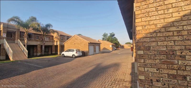 2 Bedroom Property for Sale in Monavoni Gauteng