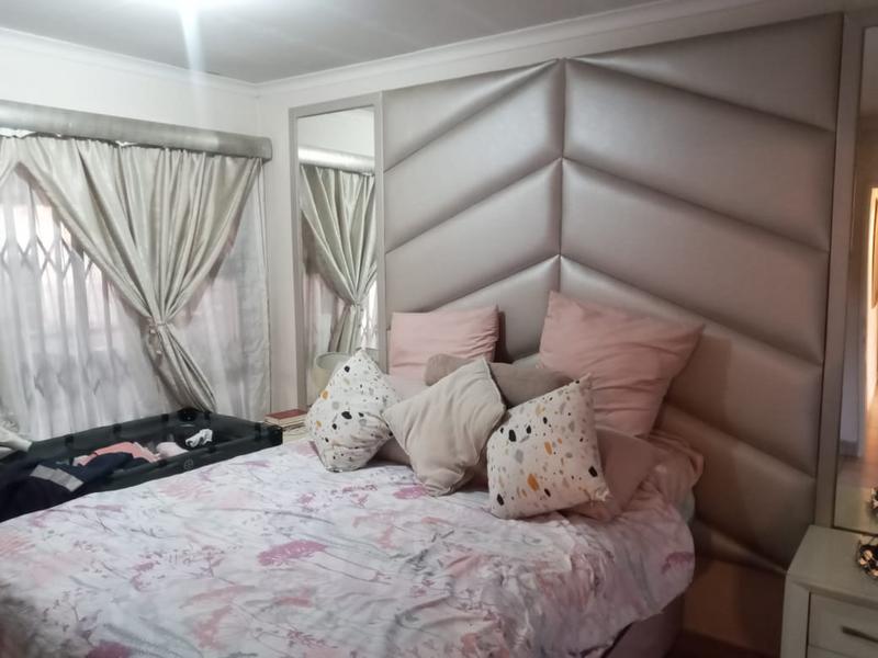 3 Bedroom Property for Sale in Thatchfield Gauteng