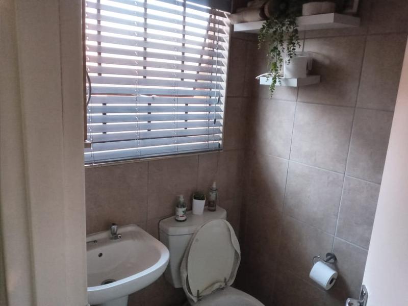 3 Bedroom Property for Sale in Thatchfield Gauteng