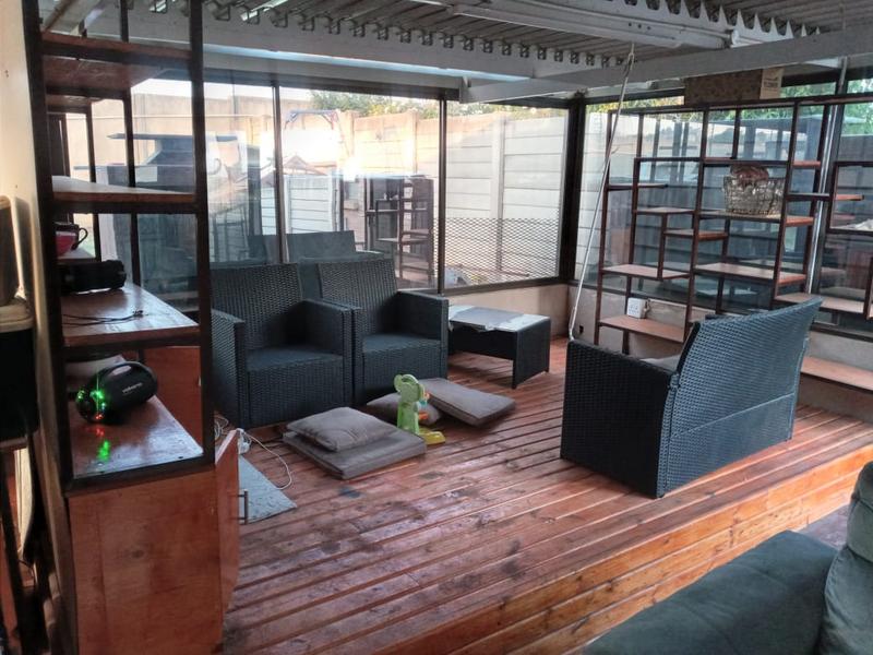 3 Bedroom Property for Sale in Thatchfield Gauteng