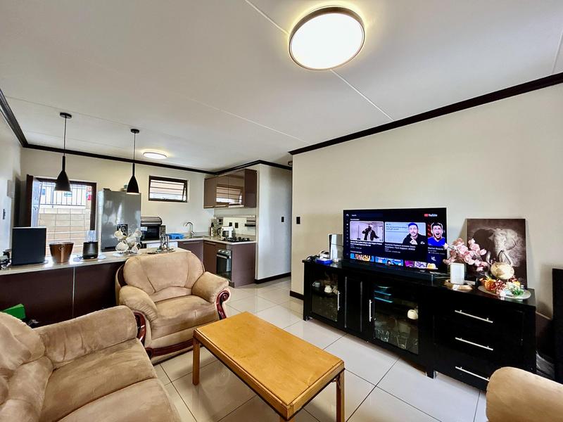 To Let 1 Bedroom Property for Rent in Blue Hills Gauteng