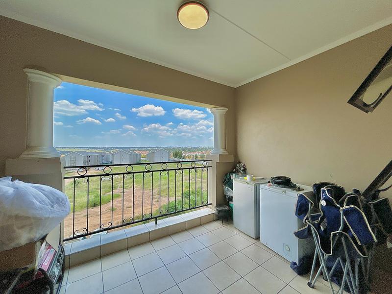 To Let 1 Bedroom Property for Rent in Blue Hills Gauteng