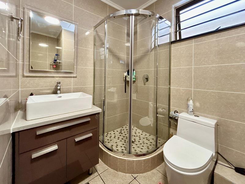 To Let 1 Bedroom Property for Rent in Blue Hills Gauteng