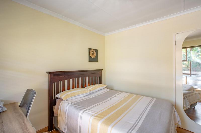 To Let 3 Bedroom Property for Rent in Hurlingham Manor Gauteng