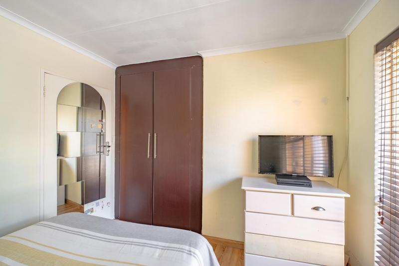 To Let 3 Bedroom Property for Rent in Hurlingham Manor Gauteng