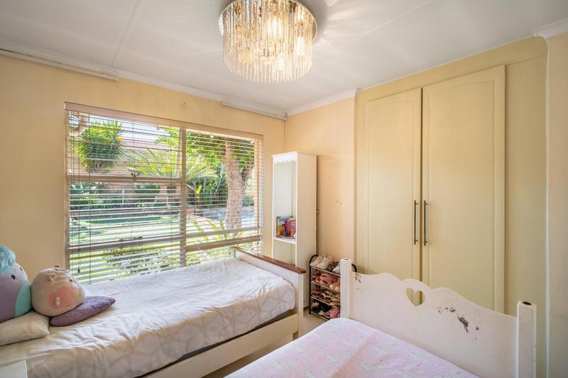 To Let 3 Bedroom Property for Rent in Hurlingham Manor Gauteng