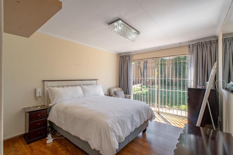 To Let 3 Bedroom Property for Rent in Hurlingham Manor Gauteng