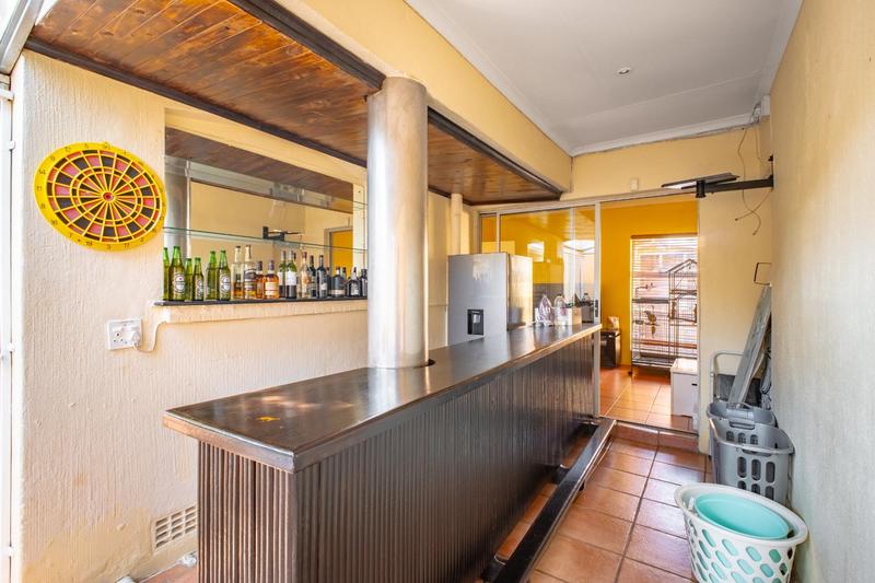 To Let 3 Bedroom Property for Rent in Hurlingham Manor Gauteng