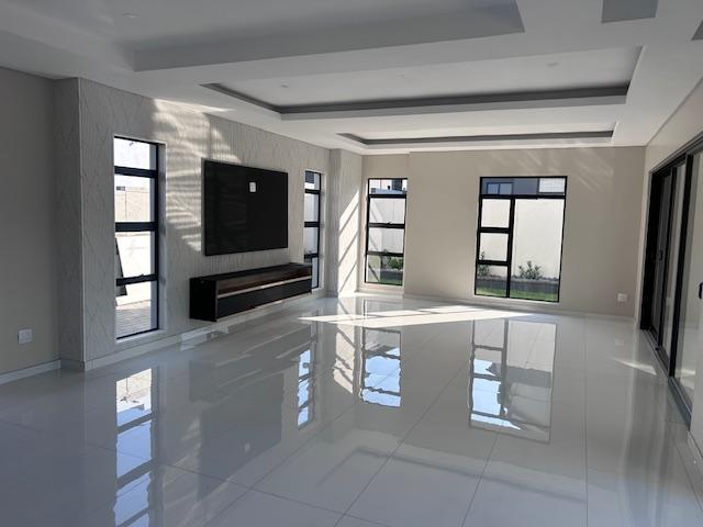 5 Bedroom Property for Sale in Six Fountains Residential Estate Gauteng