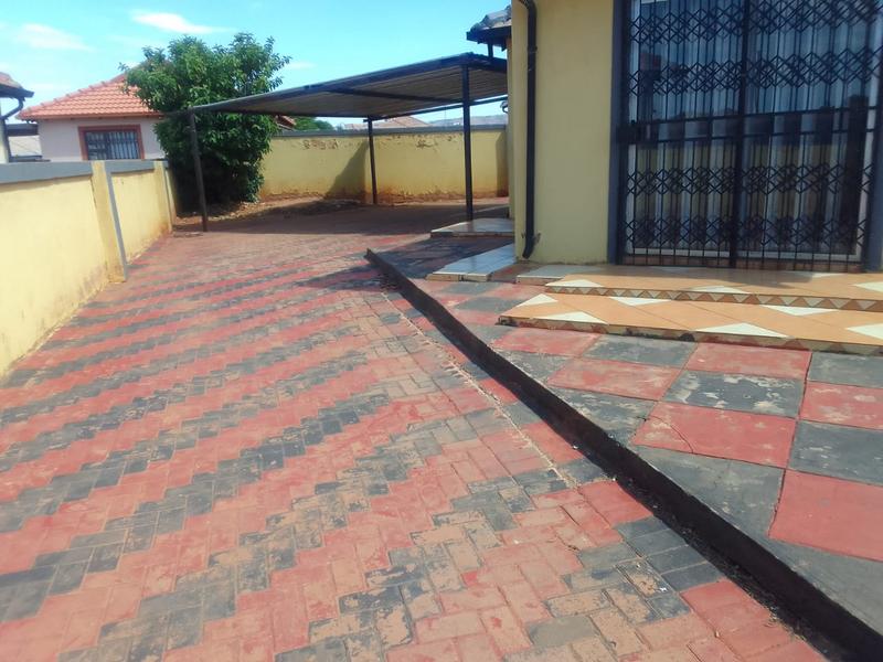 3 Bedroom Property for Sale in The Orchards Gauteng