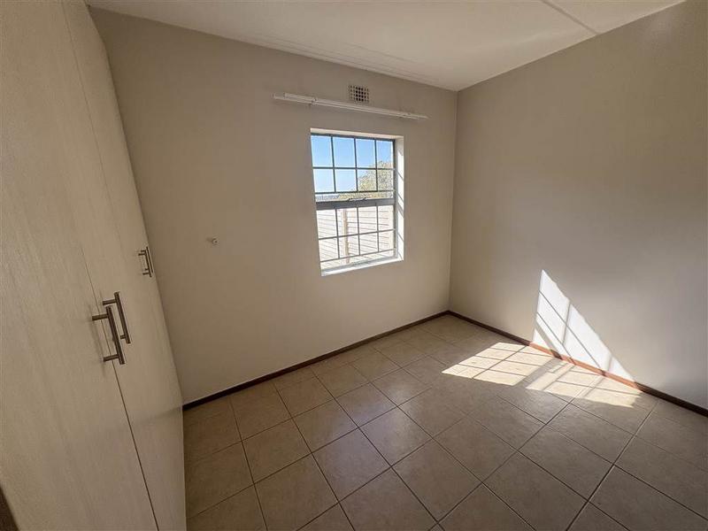 To Let 2 Bedroom Property for Rent in Noordwyk Gauteng