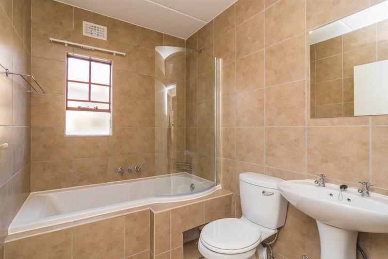 To Let 2 Bedroom Property for Rent in Noordwyk Gauteng