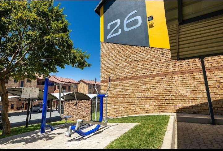 To Let 2 Bedroom Property for Rent in Noordwyk Gauteng