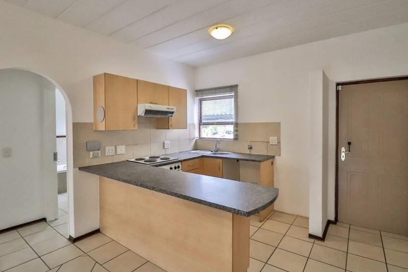 To Let 1 Bedroom Property for Rent in Paulshof Gauteng