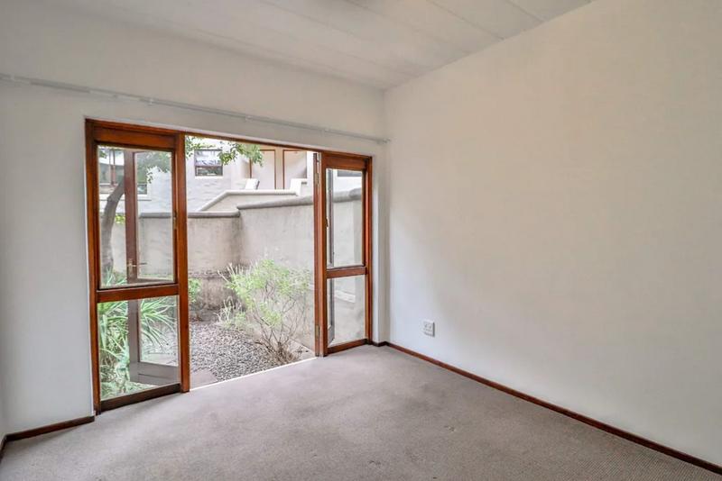 To Let 1 Bedroom Property for Rent in Paulshof Gauteng