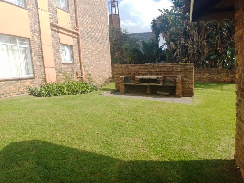 1 Bedroom Property for Sale in Whiteridge Gauteng