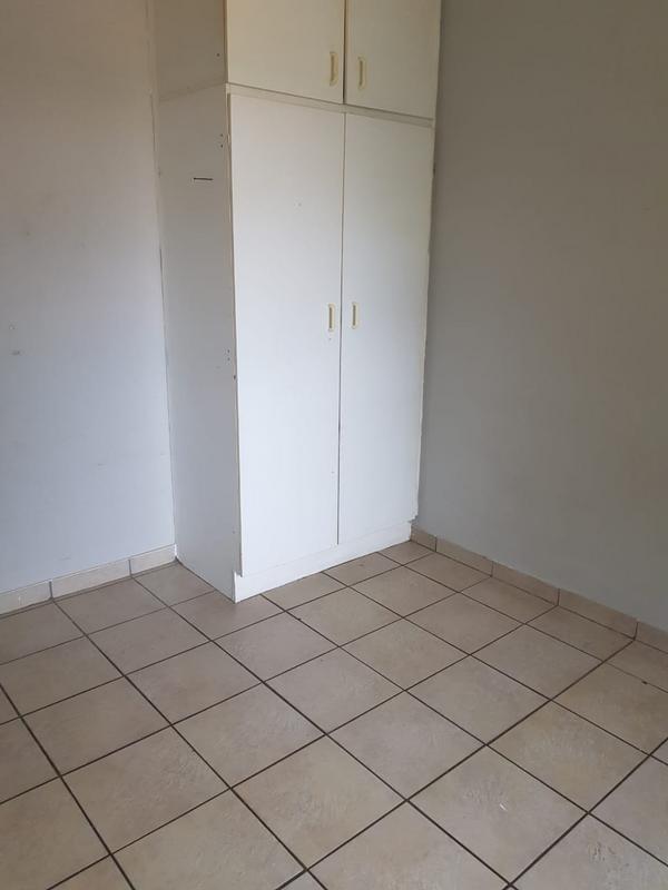 To Let 3 Bedroom Property for Rent in Groblerpark Gauteng
