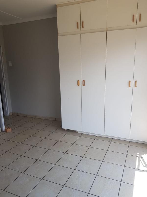 To Let 3 Bedroom Property for Rent in Groblerpark Gauteng