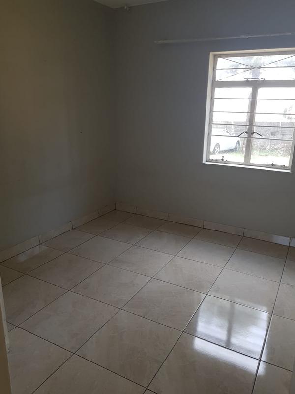To Let 3 Bedroom Property for Rent in Groblerpark Gauteng