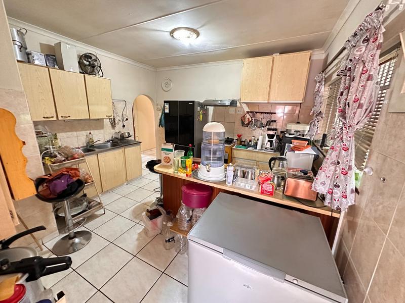 3 Bedroom Property for Sale in Mountain View Gauteng