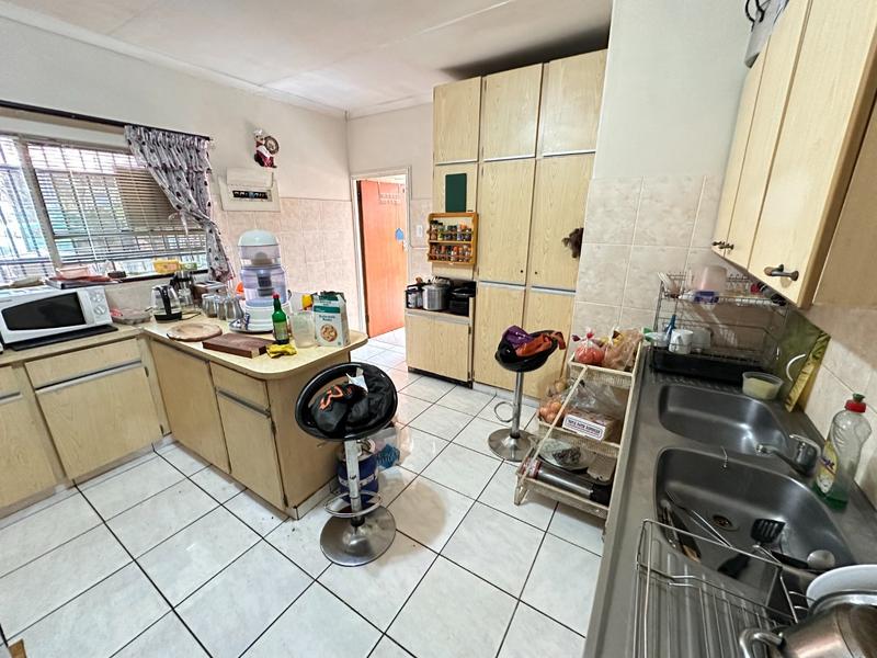 3 Bedroom Property for Sale in Mountain View Gauteng