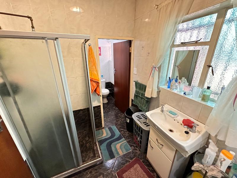 3 Bedroom Property for Sale in Mountain View Gauteng