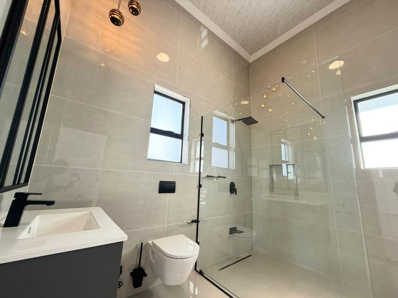 5 Bedroom Property for Sale in Blue Hills Equestrian Estate Gauteng