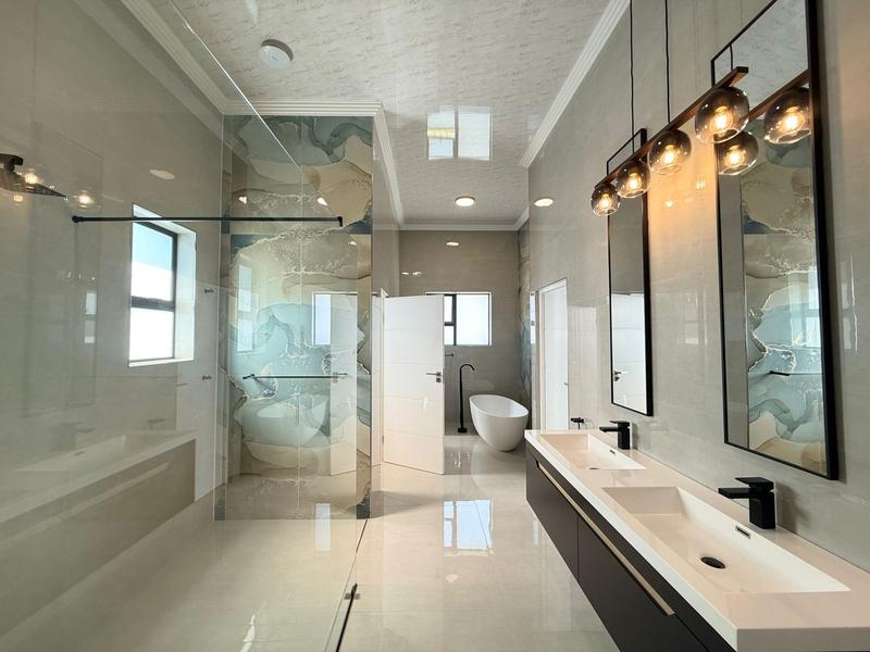 5 Bedroom Property for Sale in Blue Hills Equestrian Estate Gauteng