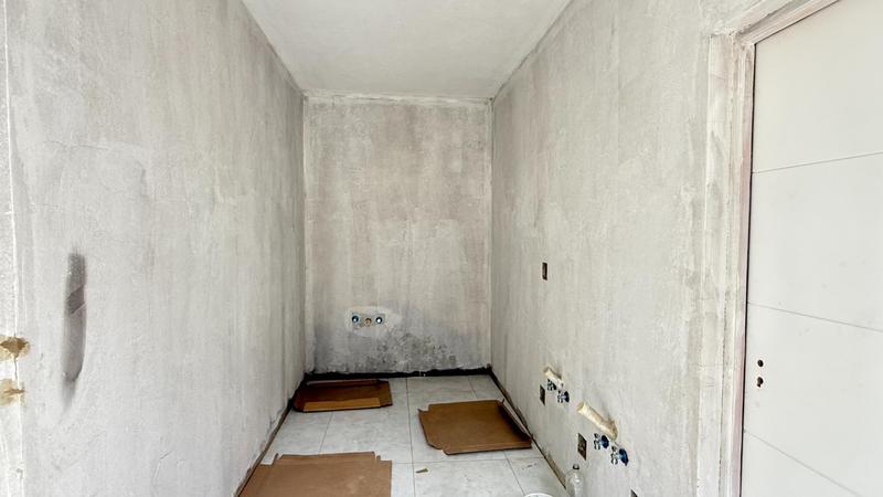 5 Bedroom Property for Sale in Midstream Heights Gauteng