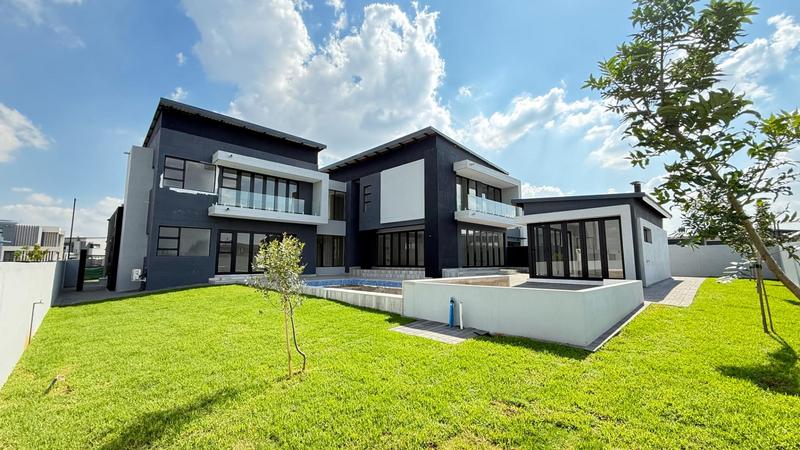 5 Bedroom Property for Sale in Midstream Heights Gauteng