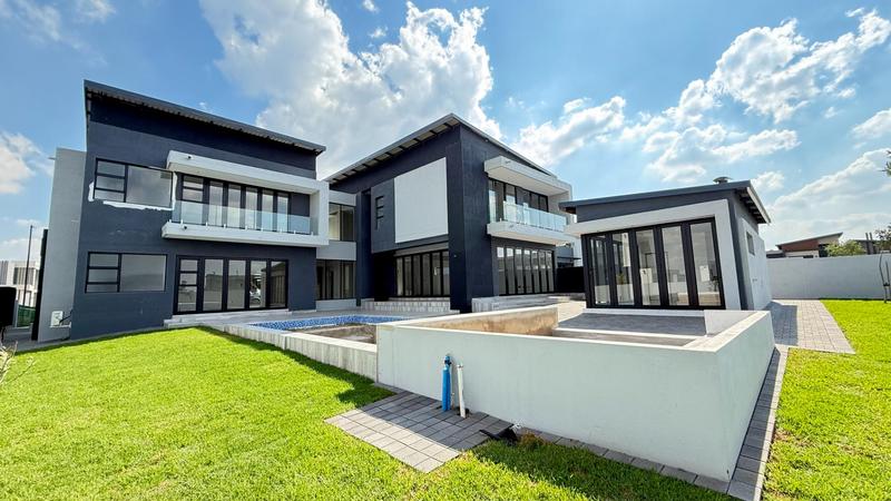 5 Bedroom Property for Sale in Midstream Heights Gauteng