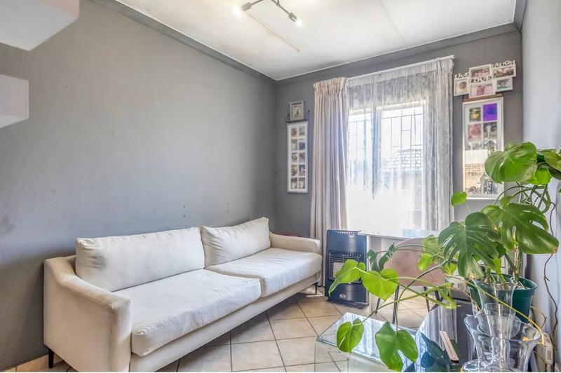 2 Bedroom Property for Sale in Kya Sands Gauteng