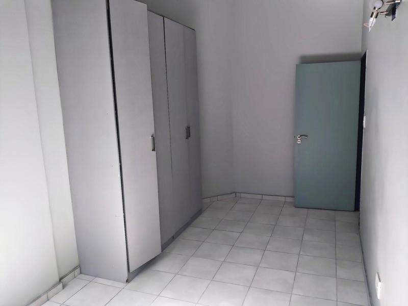 To Let 2 Bedroom Property for Rent in Auckland Park Gauteng