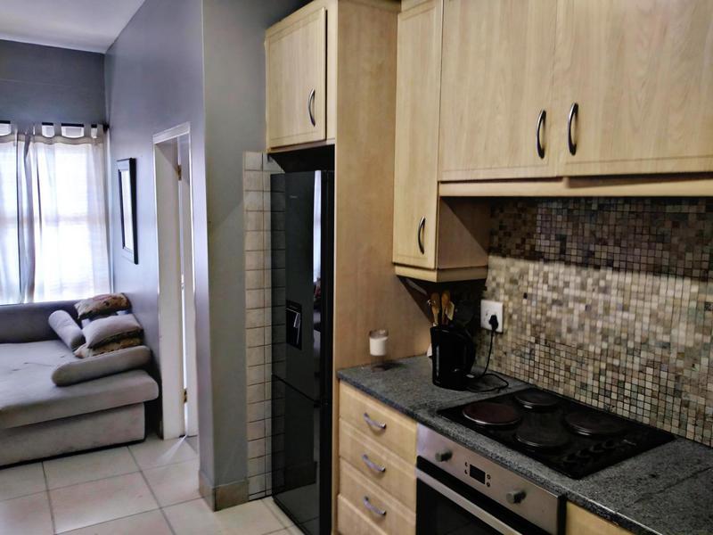 To Let 2 Bedroom Property for Rent in Milpark Gauteng