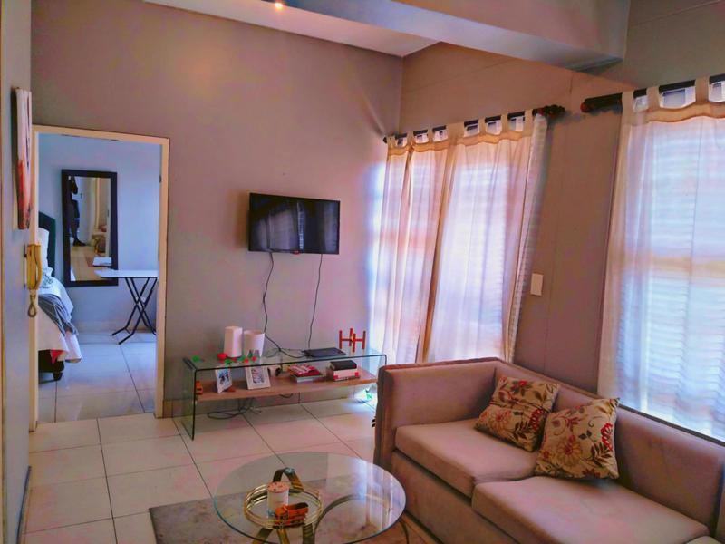 To Let 2 Bedroom Property for Rent in Milpark Gauteng