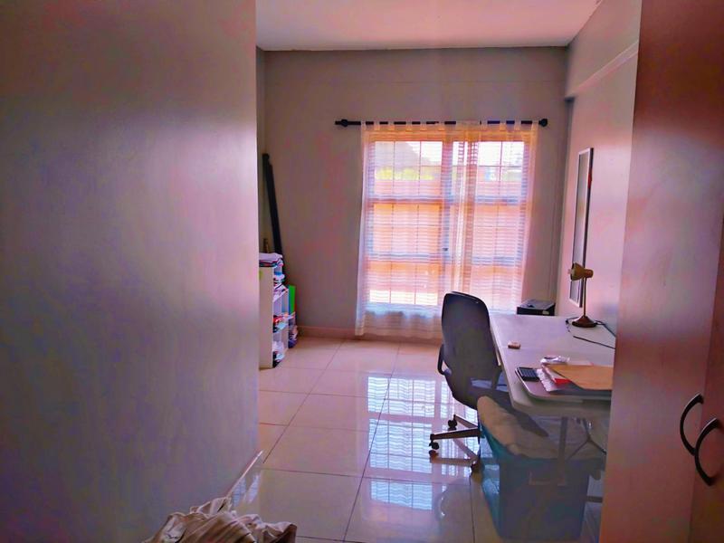 To Let 2 Bedroom Property for Rent in Milpark Gauteng