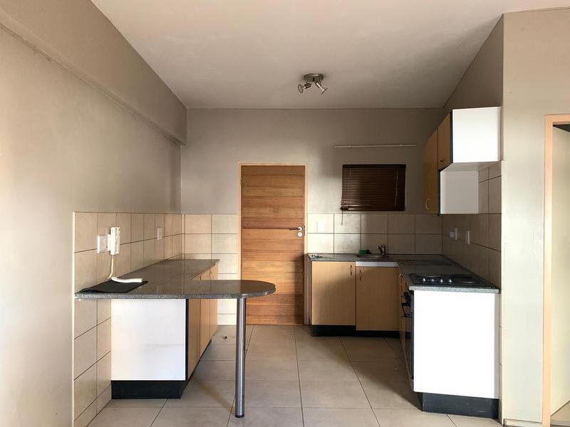 To Let 1 Bedroom Property for Rent in Milpark Gauteng