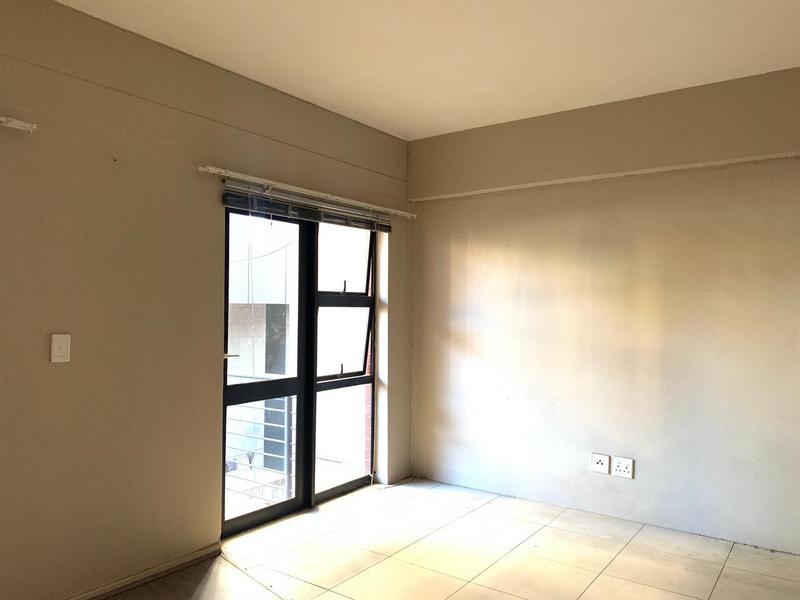 To Let 1 Bedroom Property for Rent in Milpark Gauteng