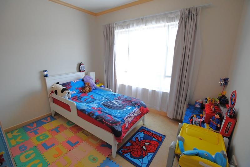 To Let 3 Bedroom Property for Rent in Broadacres Gauteng