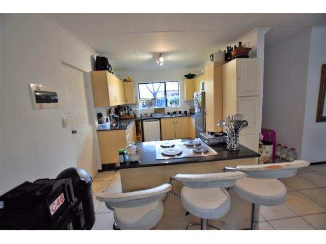 3 Bedroom Property for Sale in Broadacres Gauteng
