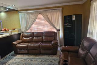 4 Bedroom Property for Sale in The Orchards Gauteng