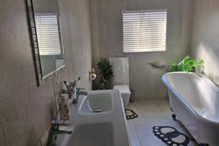 4 Bedroom Property for Sale in The Orchards Gauteng