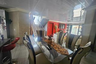 5 Bedroom Property for Sale in The Orchards Gauteng