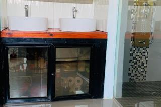 5 Bedroom Property for Sale in The Orchards Gauteng