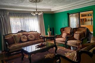 5 Bedroom Property for Sale in The Orchards Gauteng