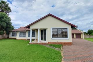 4 Bedroom Property for Sale in The Orchards Gauteng