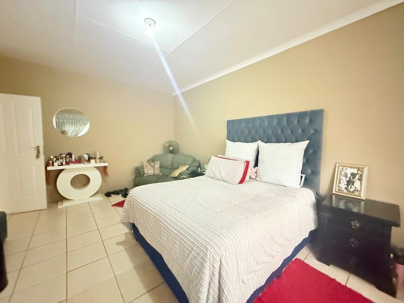 4 Bedroom Property for Sale in Vanderbijlpark CW 3 Gauteng