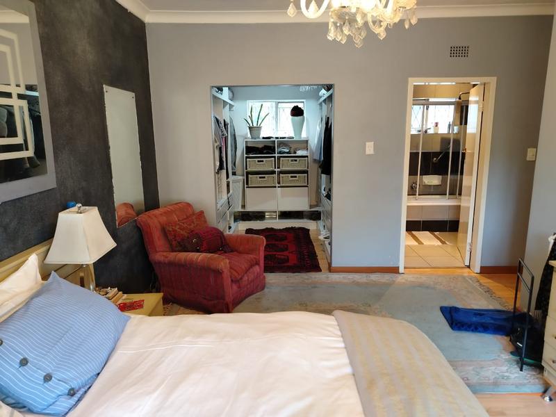 4 Bedroom Property for Sale in Kew Gauteng