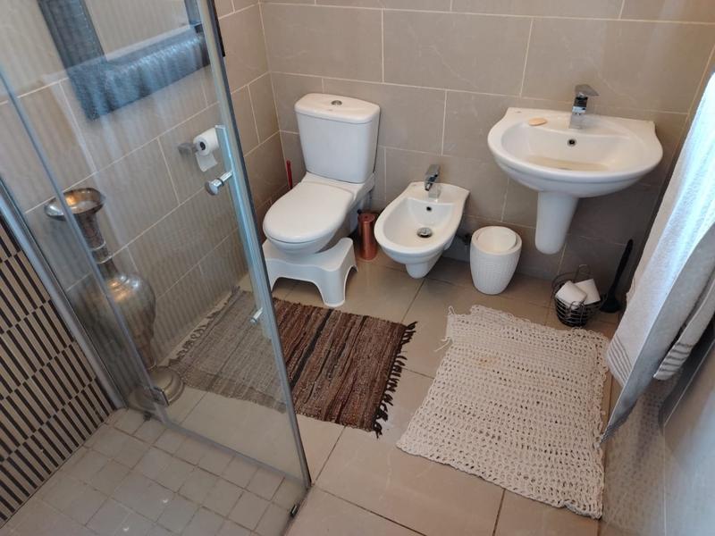 4 Bedroom Property for Sale in Kew Gauteng